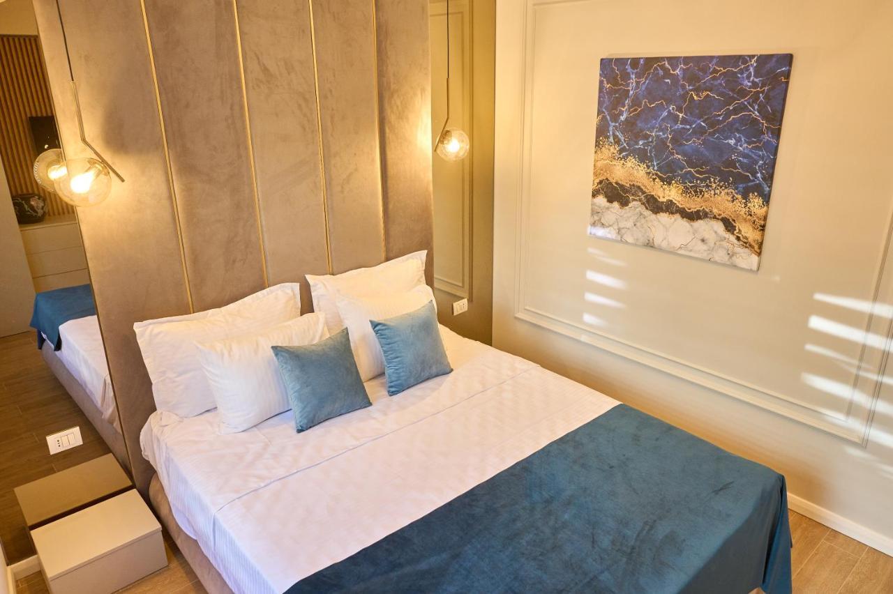 Eee Apart Boutique Köstence Dış mekan fotoğraf